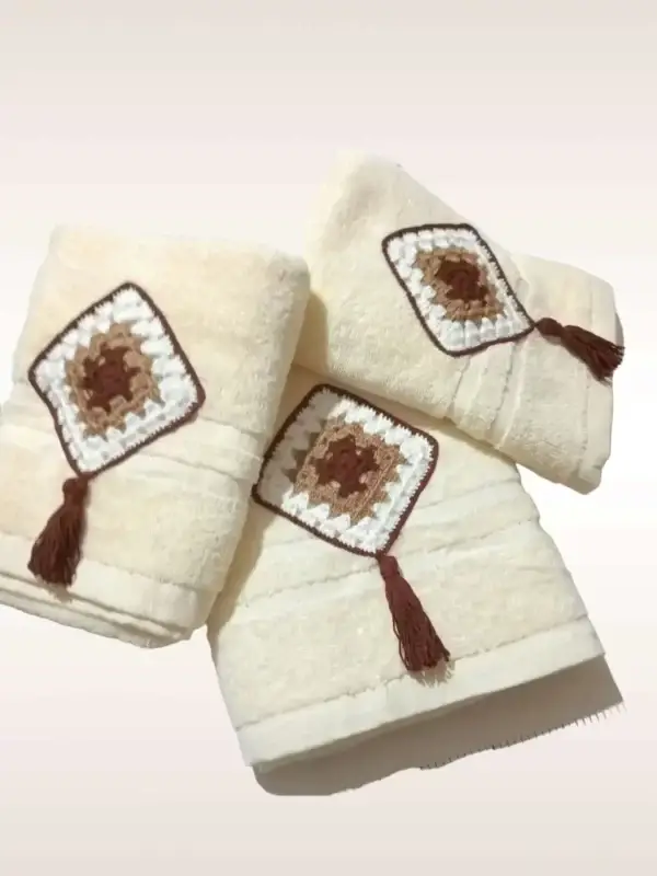 Egyptian Cotton Towel Set - Crochet with Tassels