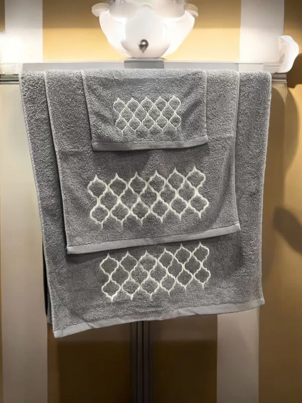 Grey & White Egyptian Cotton Towel Set with Quatrefoil Design - Image 4