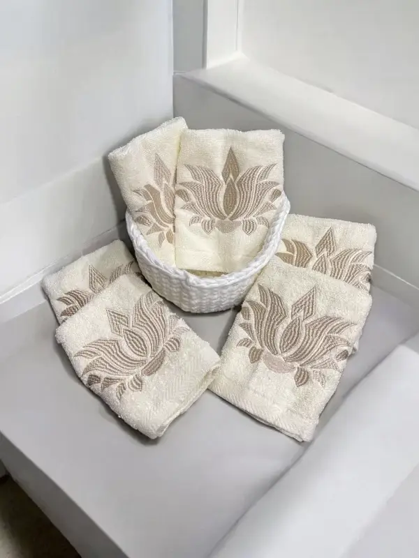 Set of 6 Face Towels with Lotus Embroidery in Handmade Crochet Basket - Image 4