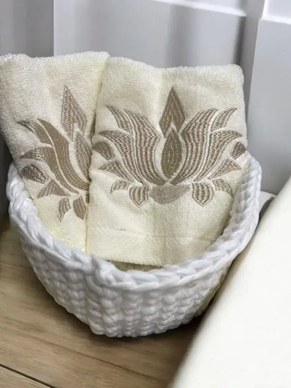 Set of 6 Face Towels with Lotus Embroidery in Handmade Crochet Basket - Image 2