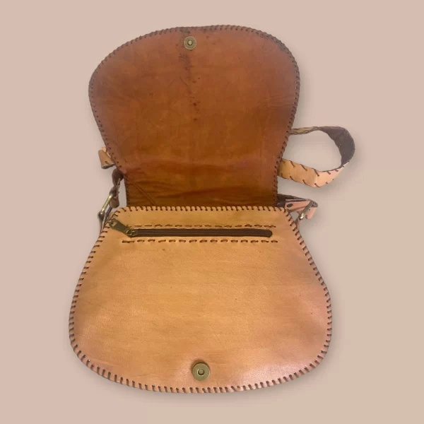 Handcrafted Cowhide Leather Bag with Laser-Cut Detailing – Vintage Elegance - Image 6