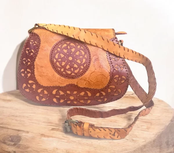 Handcrafted Cowhide Leather Bag with Laser-Cut Detailing – Vintage Elegance