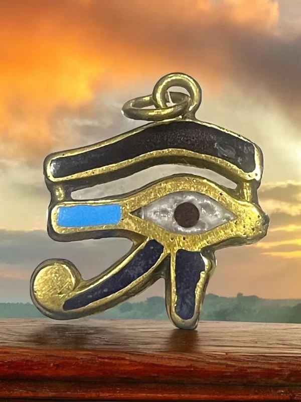 Eye of Ra Pendant - Symbol of Divine Protection and Power - Image 3