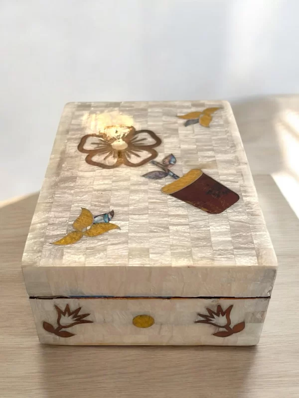 Handmade Mother of Pearl Box - Image 3