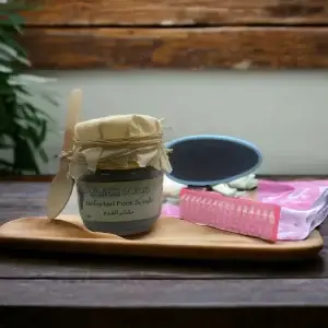foot exfoliating scrub peppermint and eucalyptus blend
